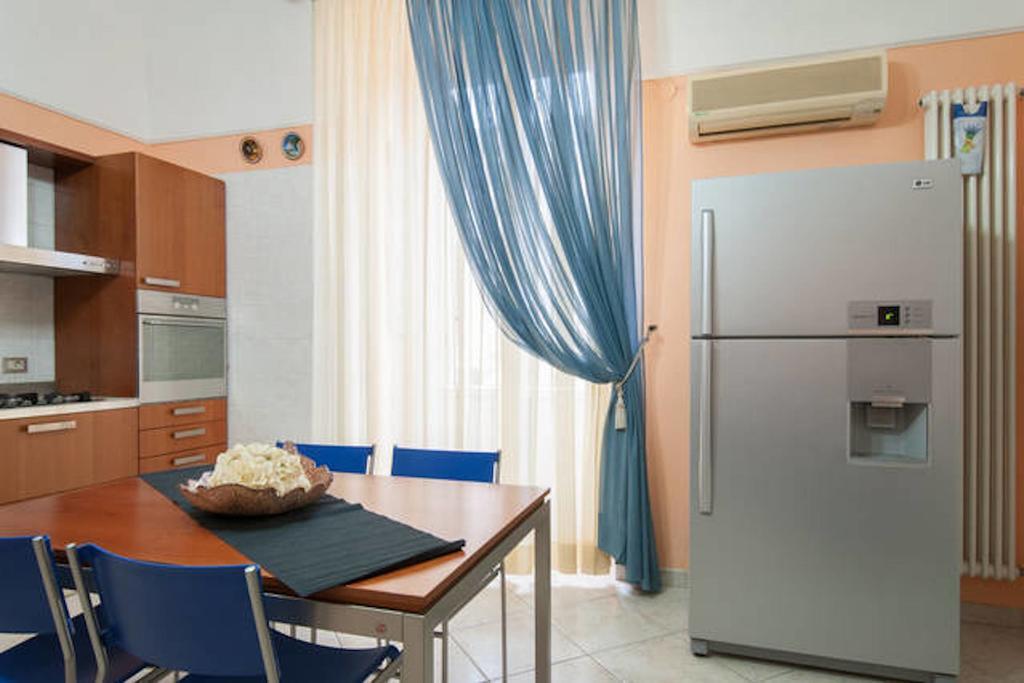 Turenum Apartment Трани Экстерьер фото